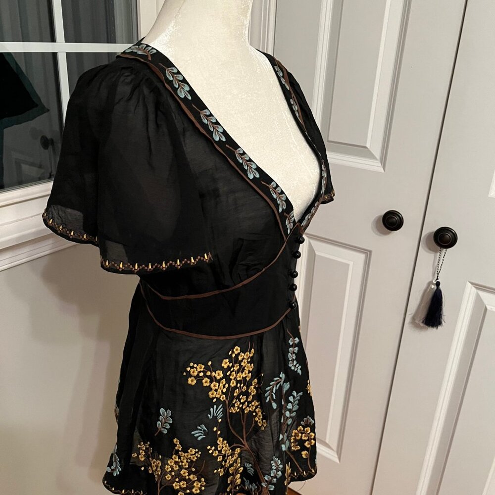 Lithe Anthropologie top - Picture 2 of 13